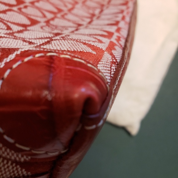 Brighton Red Signature Jacquard Purse - Picture 6 of 8